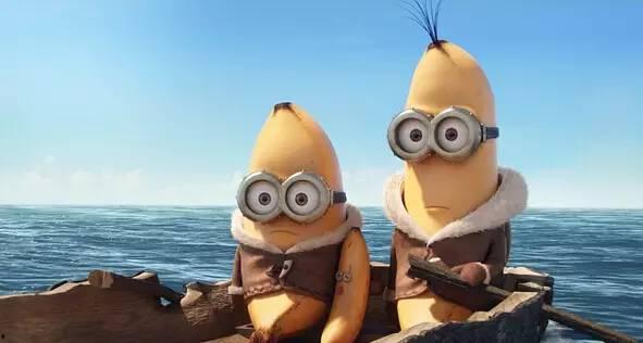 吃瓜跪地小黄人视频,萌态十足引网友热议