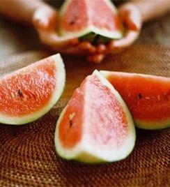 花州吃瓜都在哪里吃,揭秘当地独特的吃瓜胜地