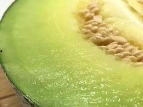 定制po晴吃瓜,揭秘定制PO背后的甜蜜与辛酸